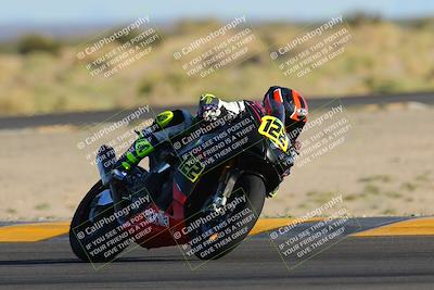 media/Oct-29-2022-CVMA (Sat) [[14c0aa3b66]]/Race 11 Amateur Supersport Open/